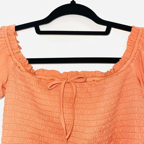 BCBGeneration NWT Papaya Off the Shoulder Smock Cropped Peplum Top Small Women’s - Picture 3 of 11
